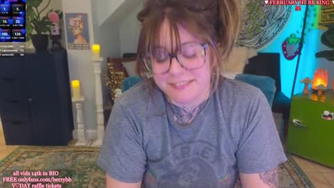 Snapshot of allieberrybb chatting on February 7, 6:35 am  bb  online show from February 7, 6:35 am