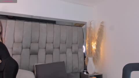    online show from March 10, 10:31 am