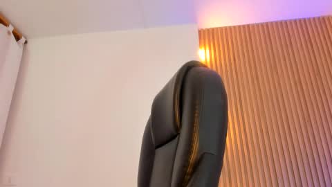 allison_fosther online show from March 6, 2:41 am