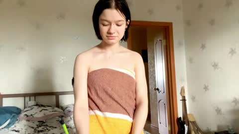 Viola online show from May 28, 12:46 pm