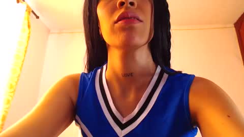 Snapshot of allisonsweet1 chatting on December 20, 2:05 pm Salome  online show from December 20, 2:05 pm