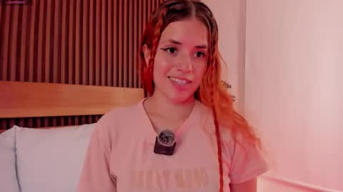 A L L I S S online show from March 13, 7:53 pm