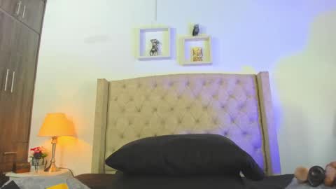 allisson online show from February 11, 12:05 pm