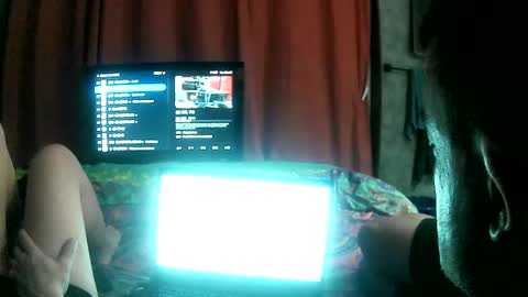 Snapshot of alliste260584 chatting on February 24, 5:22 am alliste260584 online show from February 24, 5:22 am