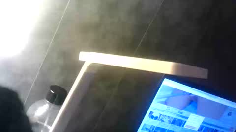 Snapshot of alliste260584 chatting on March 4, 7:41 am alliste260584 online show from March 4, 7:41 am
