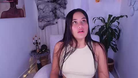 Snapshot of allisxxnn_fox chatting on October 14, 12:50 pm Allisxn Fox online show from October 14, 12:50 pm