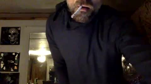 Snapshot of allitrunnin chatting on January 12, 3:34 am allitrunnin online show from January 12, 3:34 am