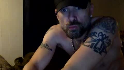 Snapshot of allitrunnin chatting on January 15, 10:20 am allitrunnin online show from January 15, 10:20 am