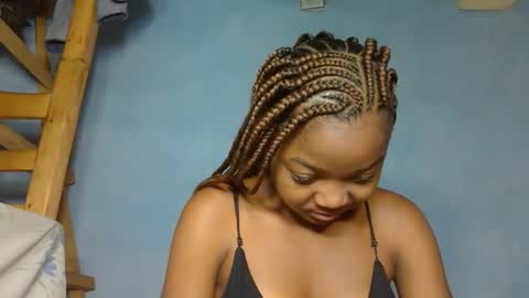 allizida01 online show from November 18, 11:36 am