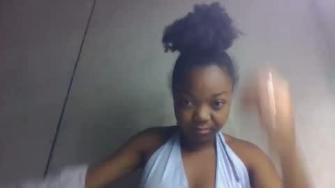 allizida01 online show from May 19, 12:49 am