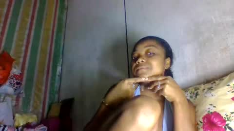 allizida01 online show from May 24, 2:11 pm