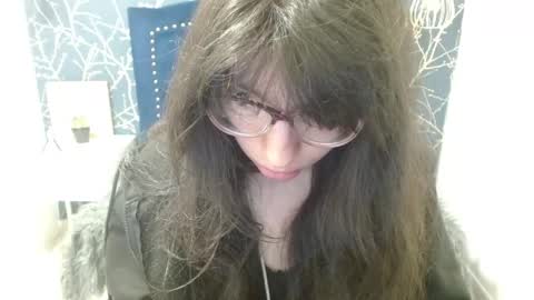 alison online show from May 20, 8:15 pm