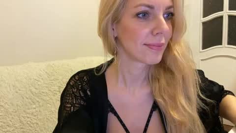 Nika online show from May 26, 6:37 pm