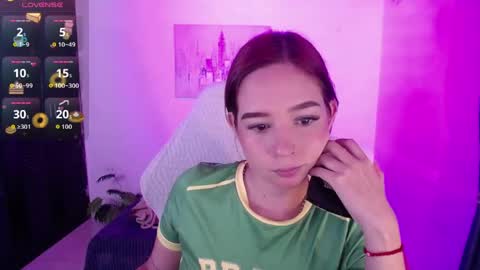 alloy_tiny online show from May 21, 6:59 pm