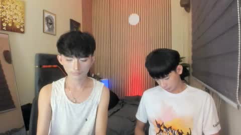 Snapshot of alluring_alpha chatting on November 24, 3:56 pm kim and josh online show from November 24, 3:56 pm