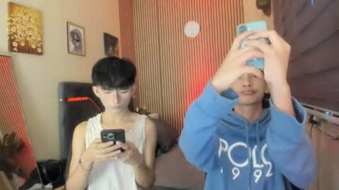 Snapshot of alluring_alpha chatting on November 26, 12:55 am kim and josh online show from November 26, 12:55 am