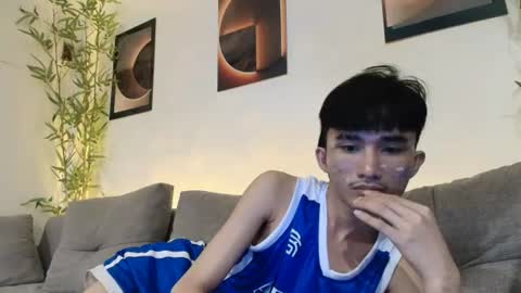 Snapshot of alluring_alpha chatting on July 6, 2:52 am kim and josh online show from July 6, 2:52 am