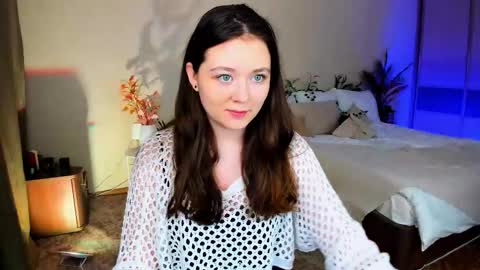 alluringeyess online show from November 18, 11:14 am