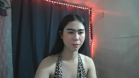 Snapshot of alluringluna69 chatting on May 3, 10:43 am alluringluna69 online show from May 3, 10:43 am