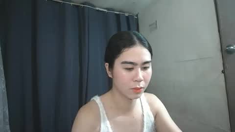 Snapshot of alluringluna69 chatting on May 6, 4:01 pm alluringluna69 online show from May 6, 4:01 pm