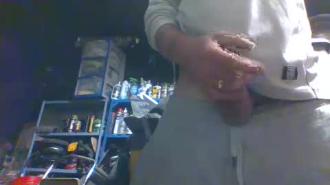 allwolf0323 online show from October 10, 9:19 am