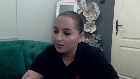         online show from March 7, 8:50 pm