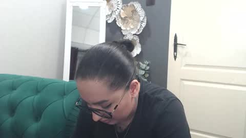         online show from March 28, 4:50 pm