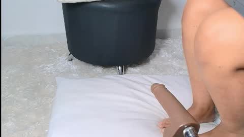 allymdo online show from February 18, 6:48 pm