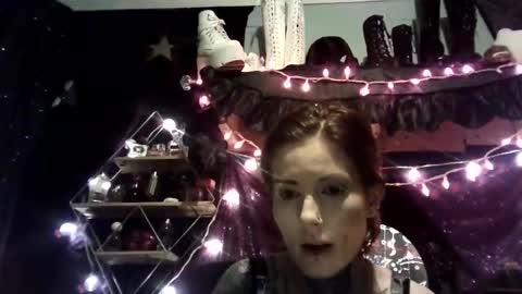allymoon1369 online show from March 10, 9:36 am
