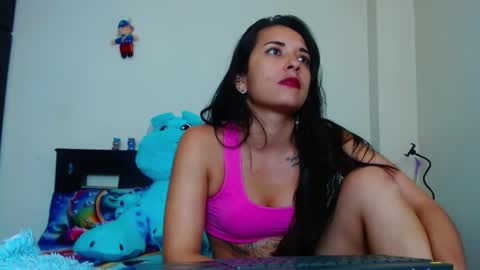 Allyson collins online show from December 3, 7:45 pm