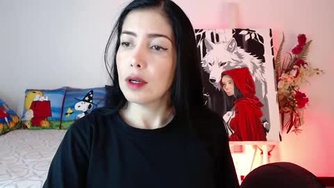 alma_art_ online show from November 1, 3:47 pm