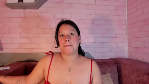 alma_rivers online show from May 7, 11:26 am