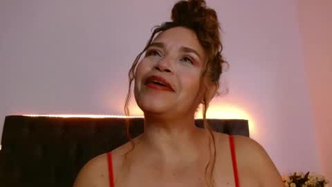 Snapshot of alma_sexyy chatting on September 22, 8:55 pm Alma online show from September 22, 8:55 pm