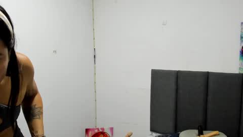 Alma online show from February 21, 11:54 pm