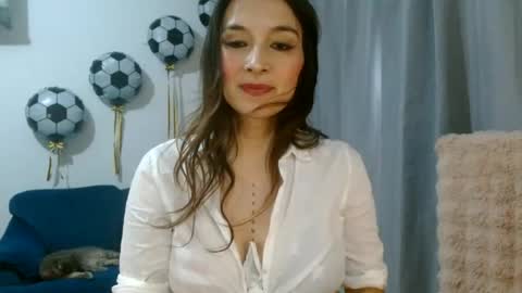 Snapshot of almaglow chatting on June 12, 6:29 pm Alma online show from June 12, 6:29 pm