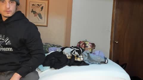 Jean and nick online show from January 12, 1:11 am