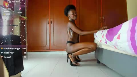 Snapshot of almasaennz chatting on February 16, 9:38 pm   online show from February 16, 9:38 pm