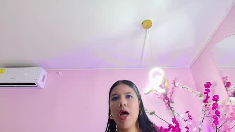 Snapshot of almendraevans chatting on January 26, 10:45 am ALMENDRAEVANS online show from January 26, 10:45 am