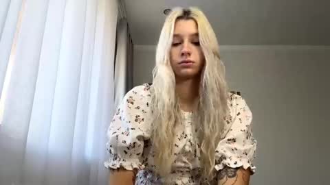 Arina online show from September 15, 8:14 am