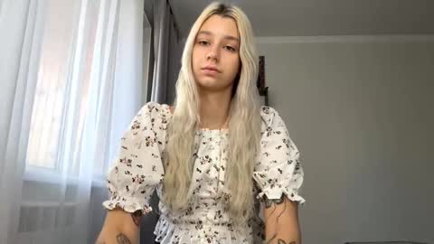Arina online show from September 24, 8:17 am