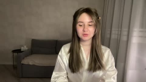 Anna online show from April 5, 7:33 pm