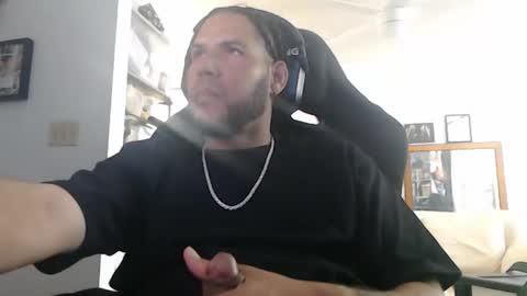 simplyfaded online show from April 5, 6:54 am