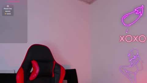 Hazel Bowie online show from October 20, 12:33 am