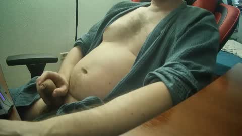 Snapshot of alonzomanly chatting on April 27, 1:36 am alonzomanly online show from April 27, 1:36 am