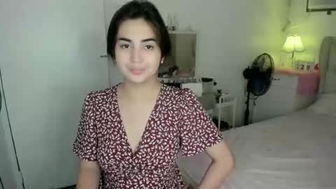 alovelydollnica online show from March 29, 11:54 am