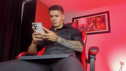 alpha_dominus_ online show from February 17, 5:04 am