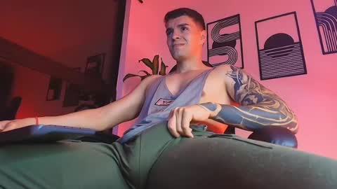 Snapshot of alpha_dominus_ chatting on June 22, 2:57 am alpha_dominus_ online show from June 22, 2:57 am