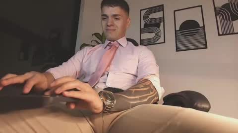 Snapshot of alpha_dominus_ chatting on July 16, 4:07 am alpha_dominus_ online show from July 16, 4:07 am