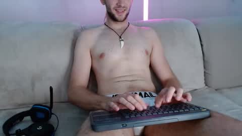 Alpha Jax online show from September 21, 8:10 pm