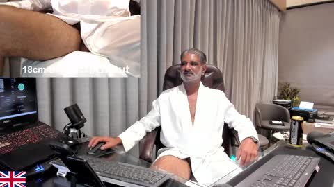 alpha_uk_boss online show from May 23, 5:06 pm
